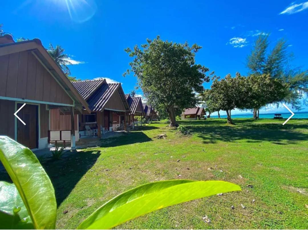 ホテル Koh Ngai Seafood エクステリア 写真