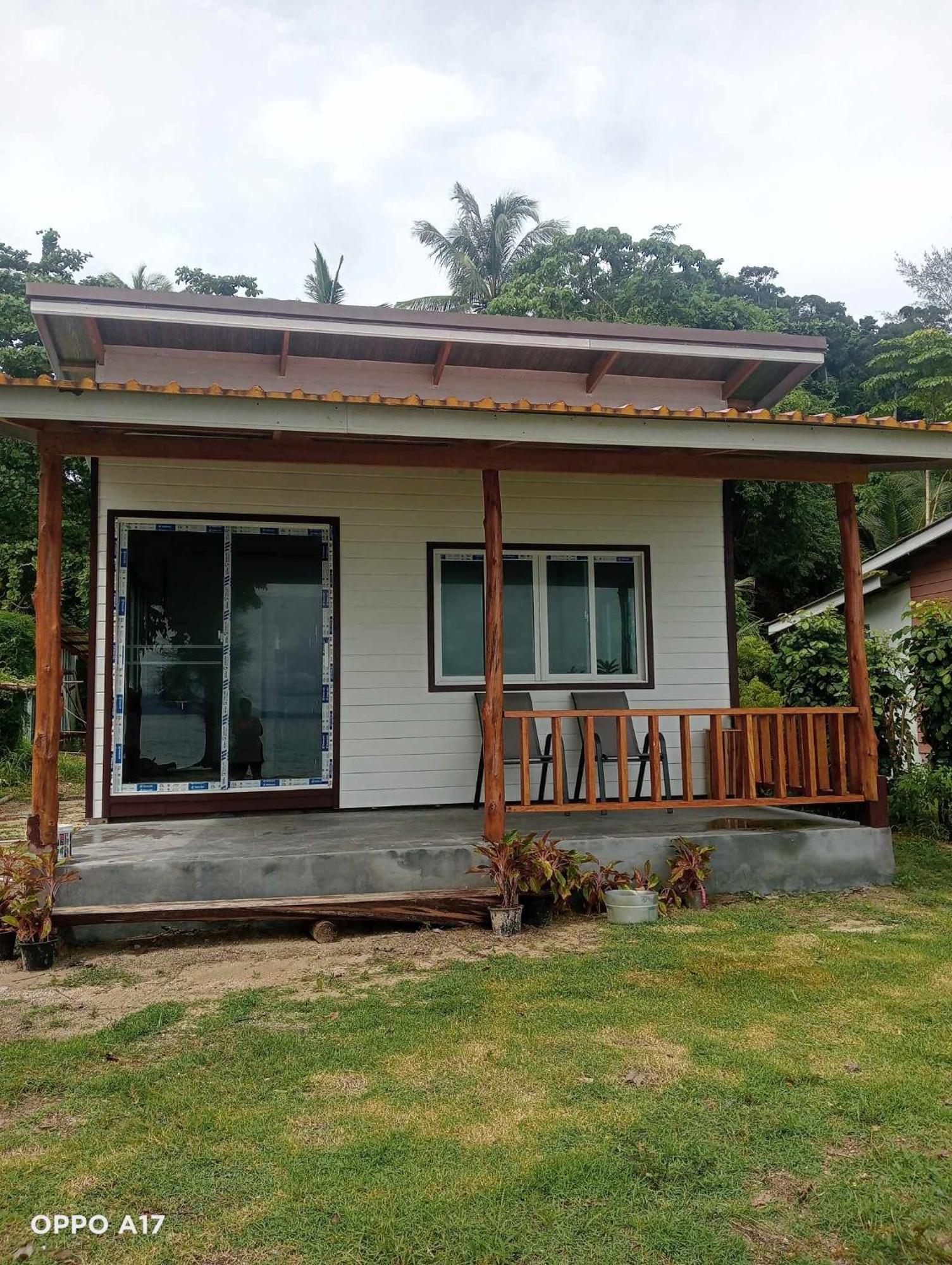 ホテル Koh Ngai Seafood 部屋 写真